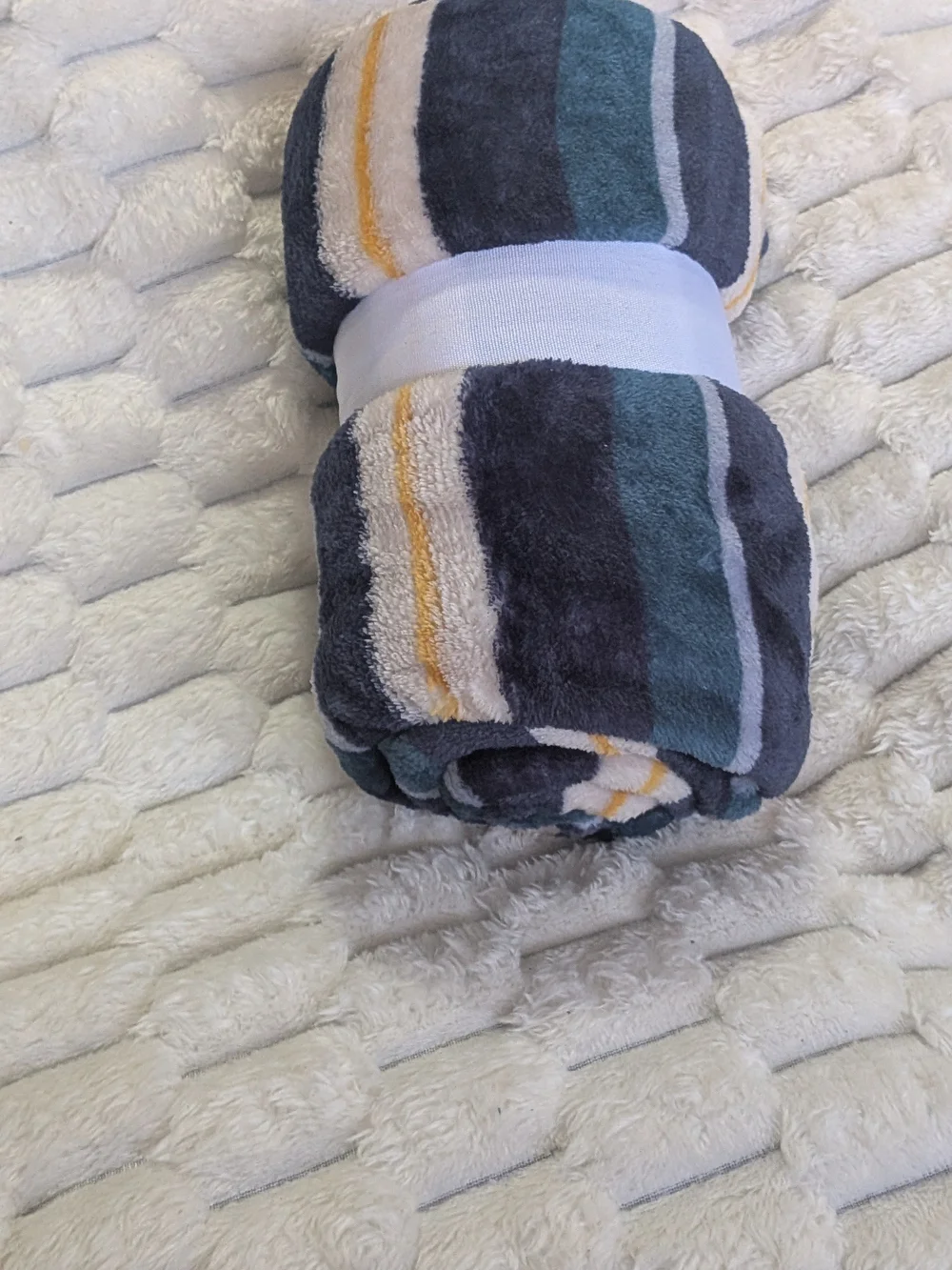 Mainstays Plush Throw Blanket in Gray, White and Yellow Stripe